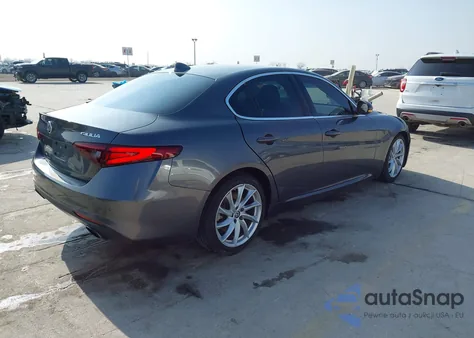 2019 Alfa Romeo Giulia Rwd z USA, uszkodzony, nr VIN ZARFAMAN4K7621279